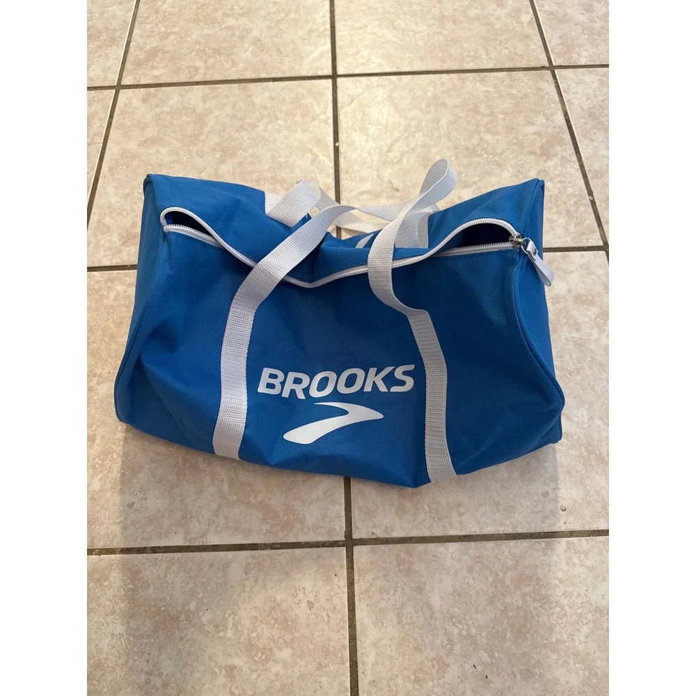 Brooks Blue Duffel Bag Publix Savannah Womens Half & 5k Gym Travel Bag